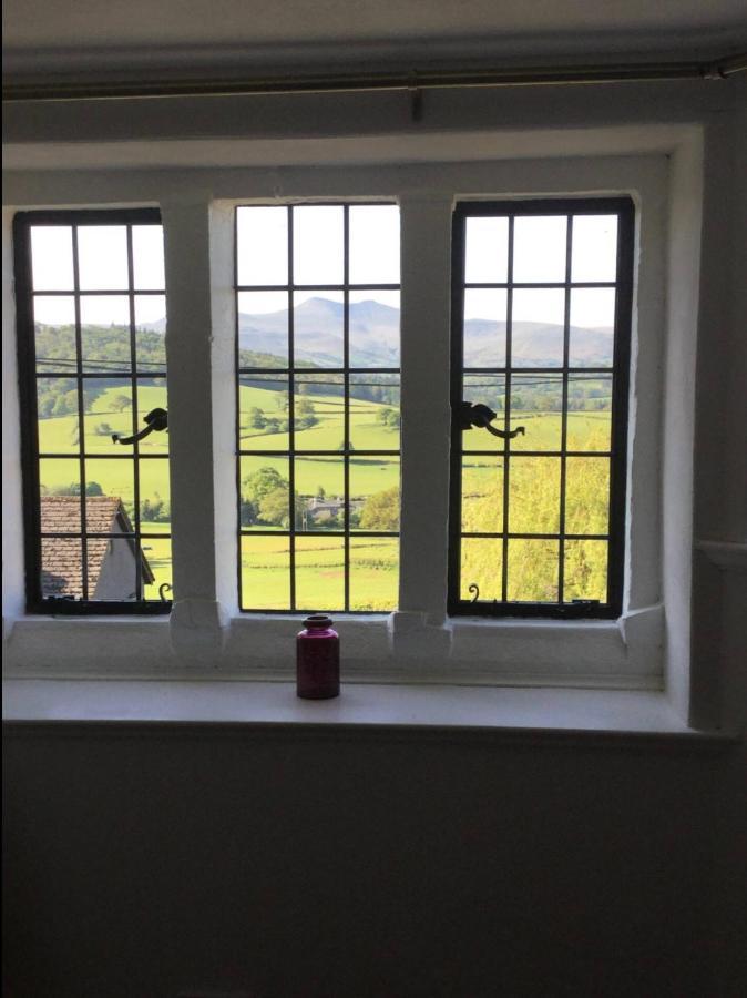 Cosy Arts & Crafts Cottage With Stunning Views Brecon Exterior foto